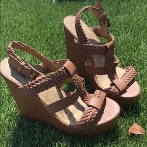 Cute brown braided wedges!